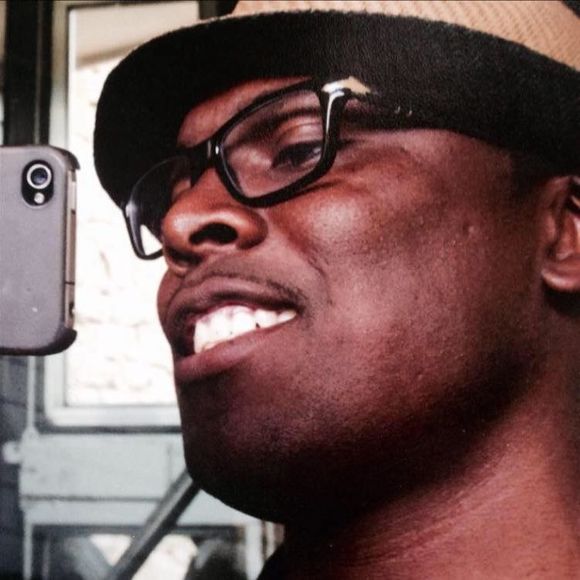 Meet your Posher, Adrian - Picture 1 of 1